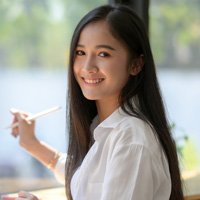Chị Rena Ngọc Thùy